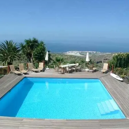Casa Alhambra Mit Gemeinschaftlichem Pool Holiday home